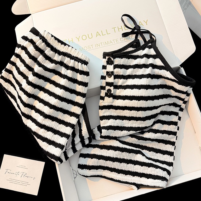 Pijama Feminino Novo de Verão  - Summer Clothing Teens avaliação e preço